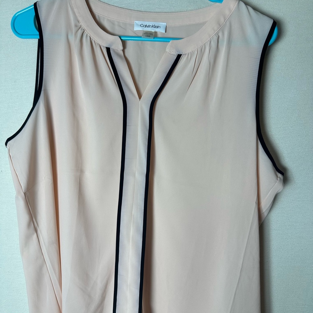 Calvin Klein sleeveless top size L
